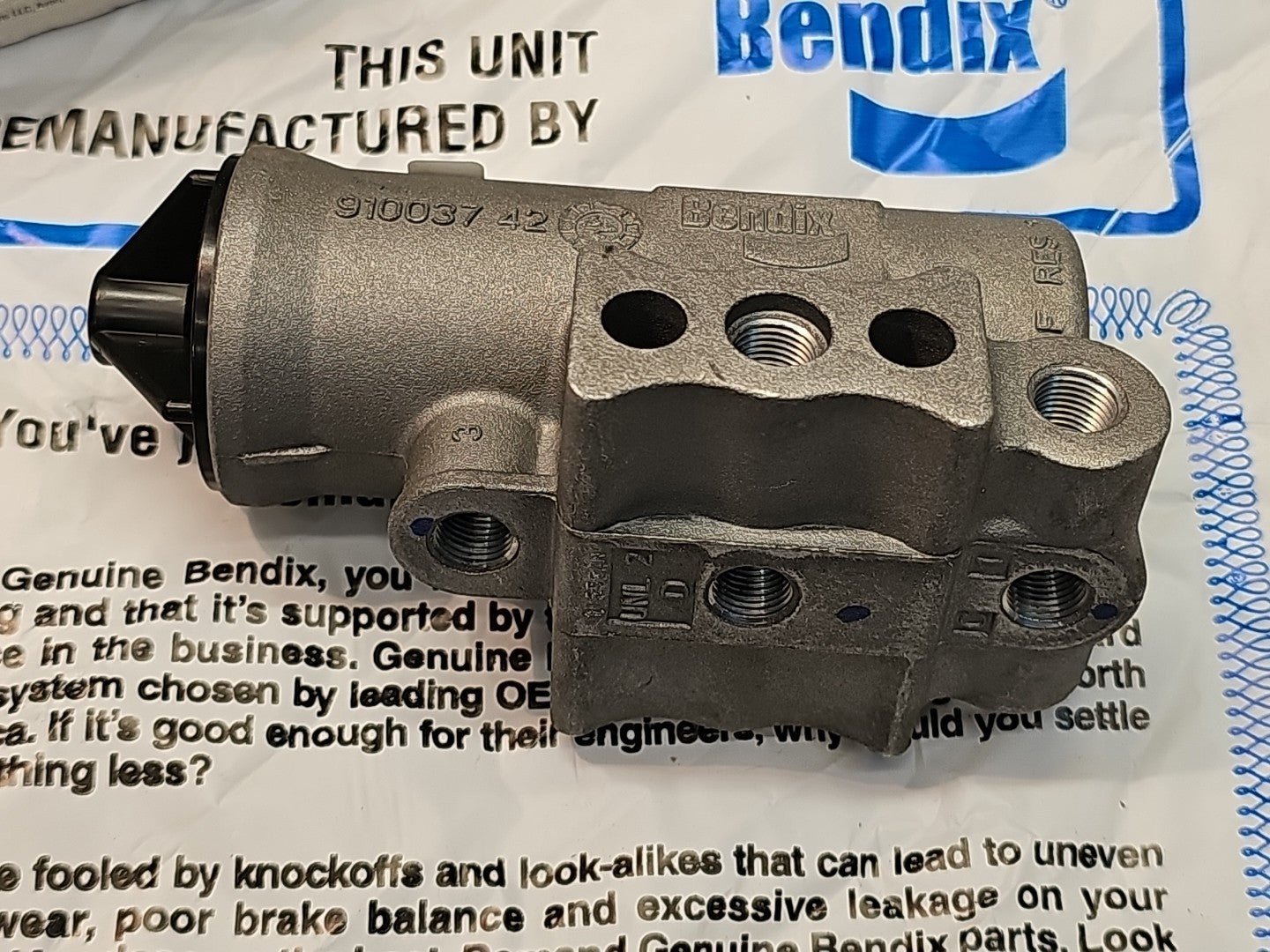 Bendix 0R275491X Air Governor Brake Controller 