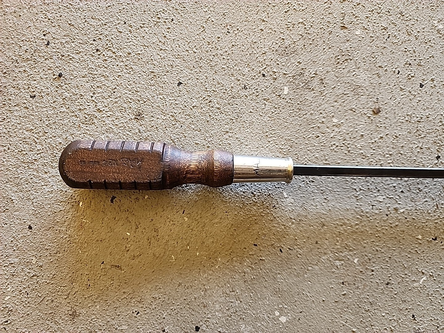 Mac Tools USA Flat Slotted 23" Long Screwdriver Vintage Wooden Handle *RARE*