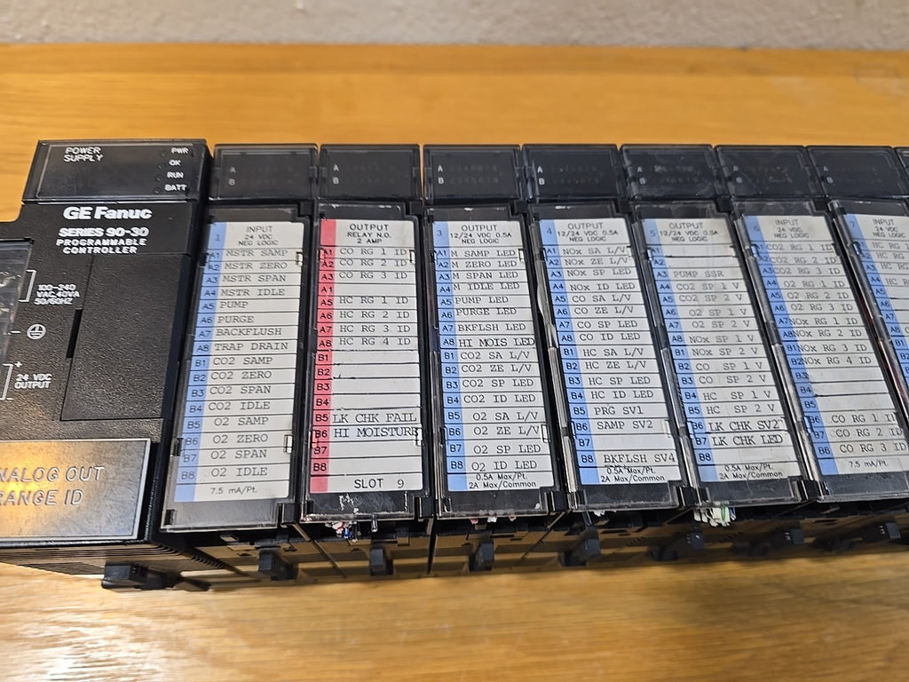 GE FANUC SERIES 90-30 PLC WITH POWER SUPPLY, I/O MODS, AND INPUT ANALOG