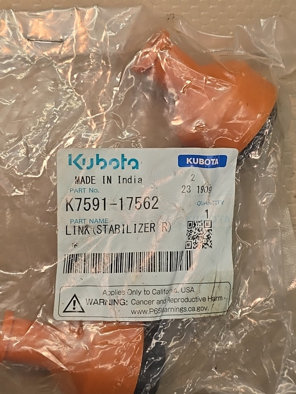 NEW Genuine OEM Kubota Link Stabilizer (R) K7591-17562