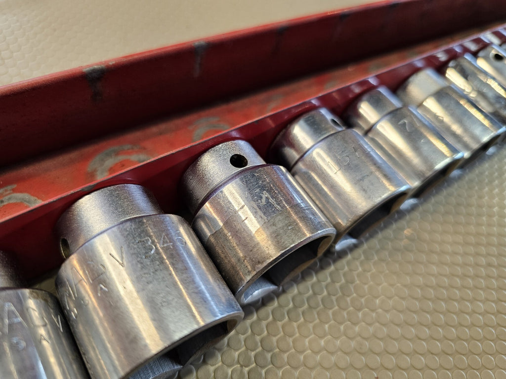 Mac Tools 1/2” Drive 15 Piece Shallow  Socket Standard  Set 3/8"-1 1/4" chrome