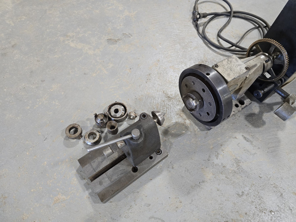 ZERO SOUTHERN GAGE  SYSTEMS SPINDLE FIXTURE MODEL AD-015 - USA Bench CENTER LOT