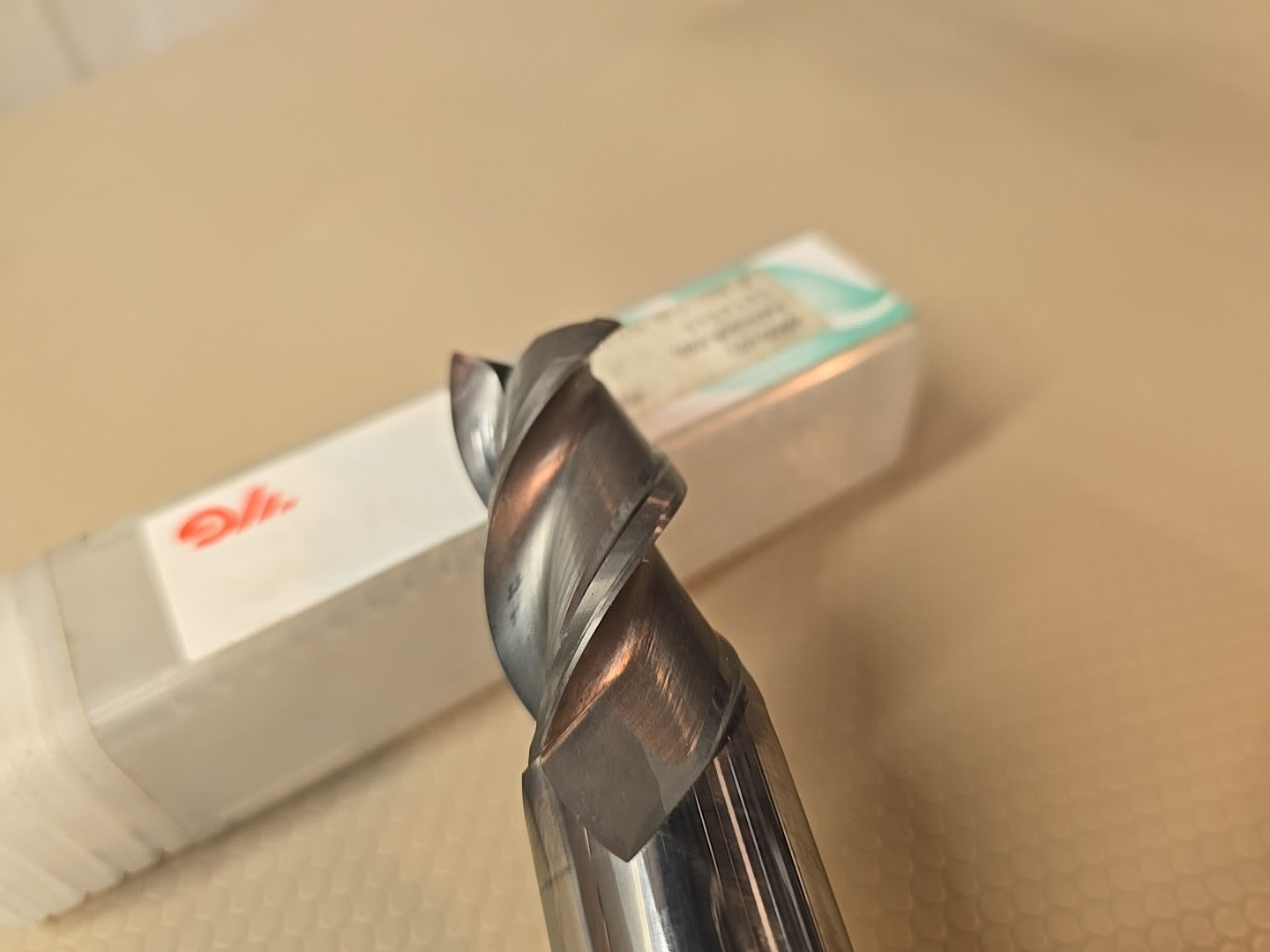 YG-1 28600-030 ALU-POWER 1" Solid Carbide End Mill 3 Flute 2" LOC R0.030" 