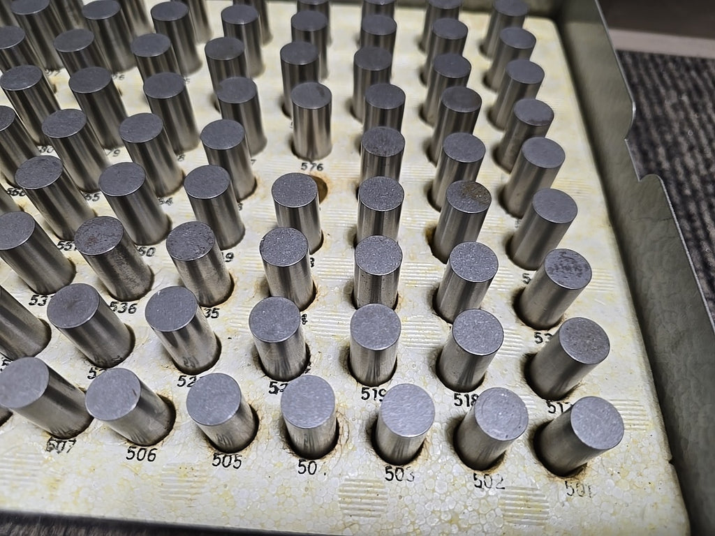 MEYER NEAR COMPLETE PRECISION PIN GAGE SET .501"-.625" (MISSING ONE)