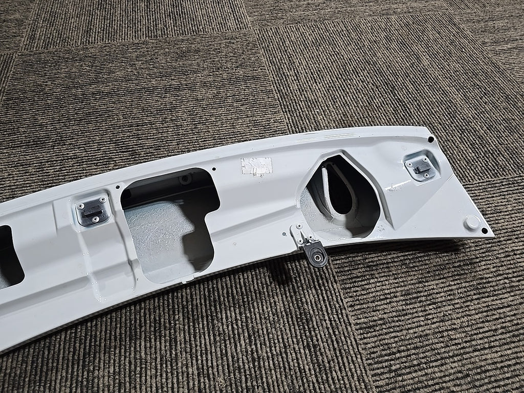 Porsche 911 991 TURBO S OEM SPOILER White Rear Deck Lid Genuine OEM 99150404314