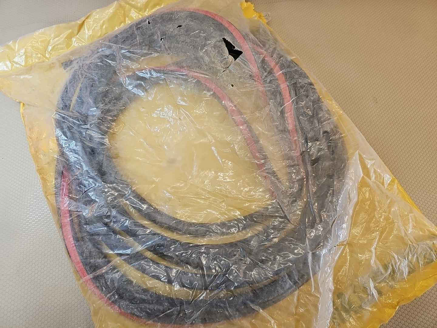 Caterpillar, 103-2543, Bulk Seal, With Pressure Sensitive Adhesive (750 CM)