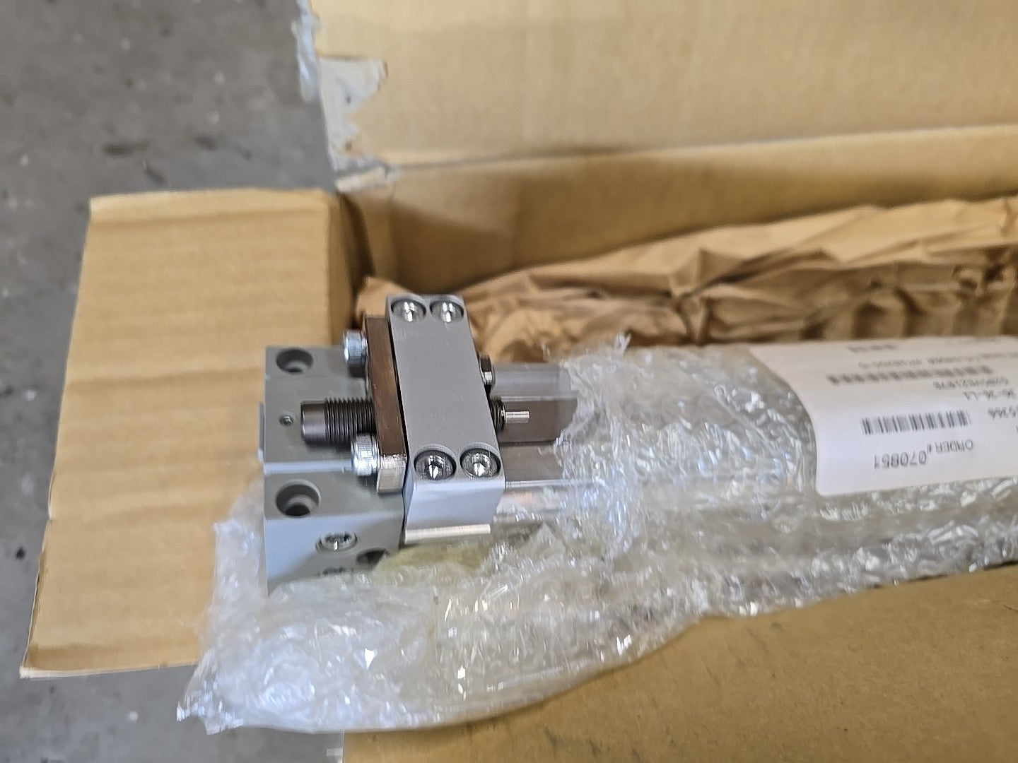 NEW Mazak Middle Door Cylinder G20SV021070 MY1B25G-5 9909