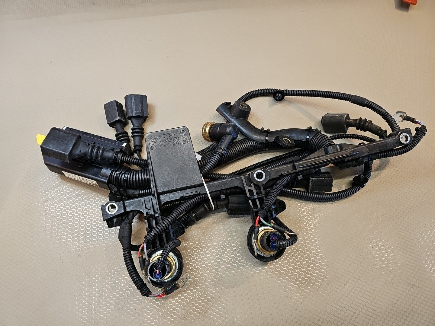 NEW OEM A9041503033 GENUINE Delphi MERCEDES WIRING HARNESS CABLE 904