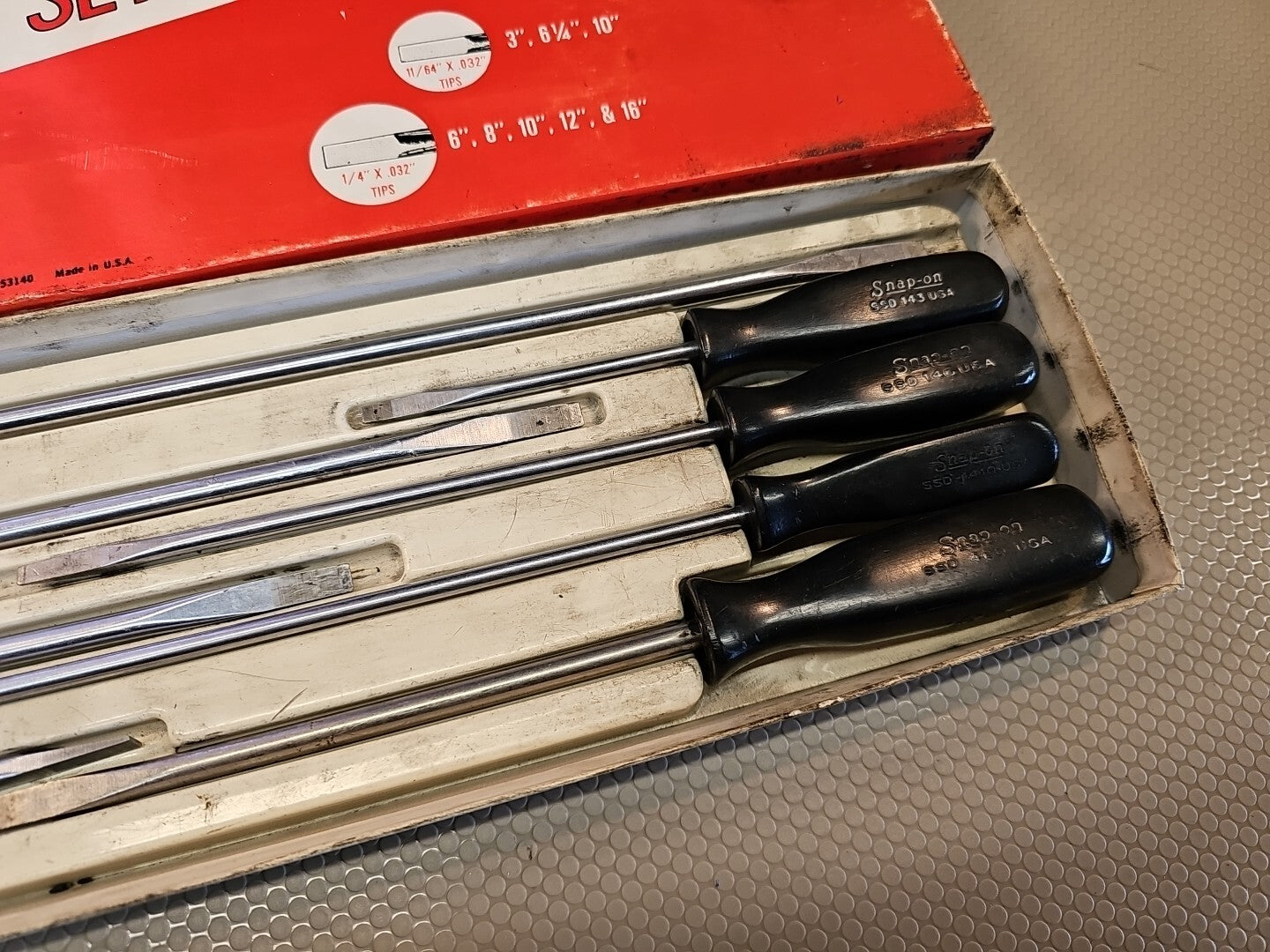 Snap-on Tools SCD80 8 pc Long Cabinet Screwdriver Set + Box Vintage Black Hard