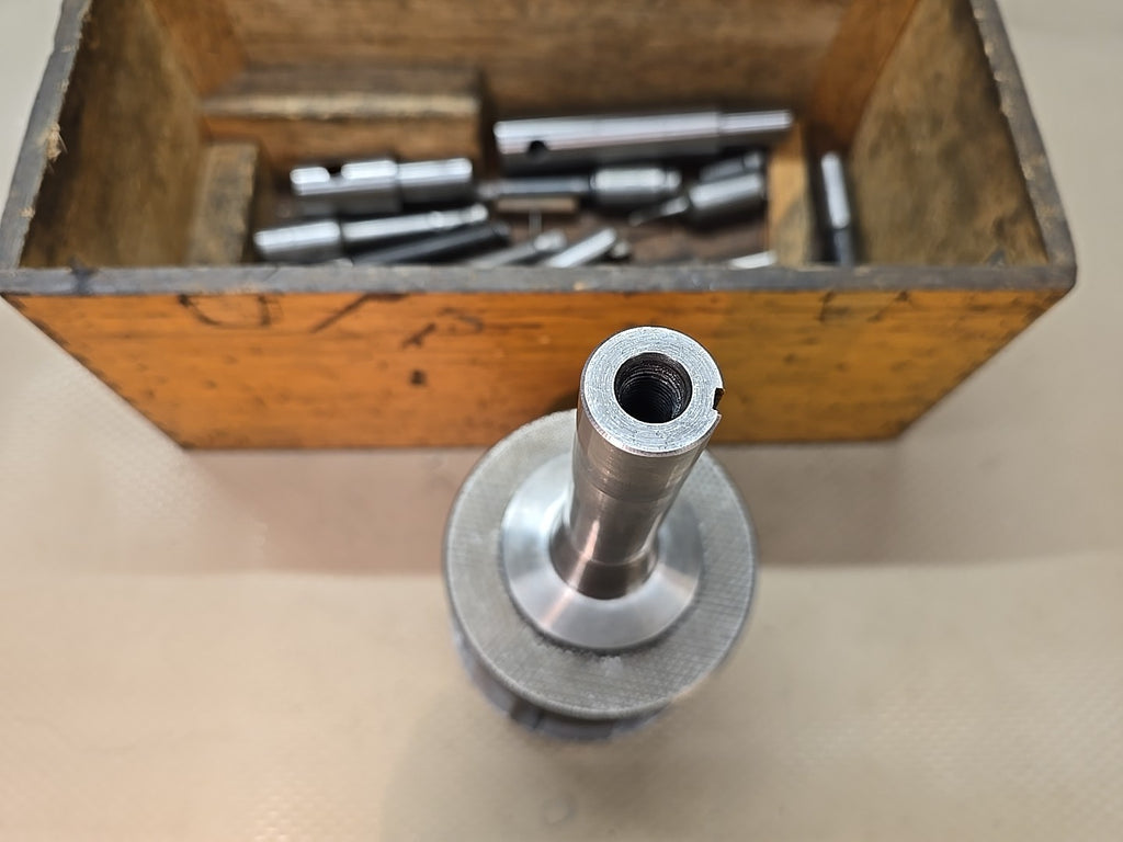 Enco Gamet R8 Boring & Facing Head 3/4" Bar + Wood Case + Tooling Diameter Body