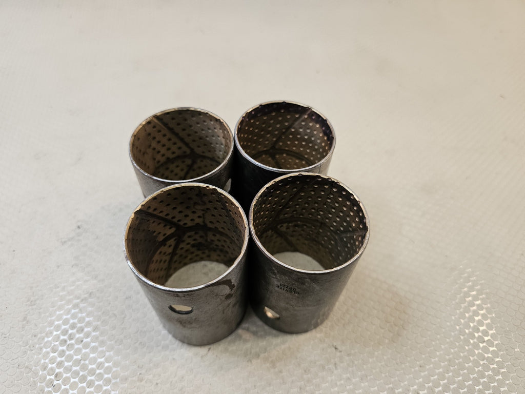 Cummins 2x  Clevite 02721  45F1079  King Pin Bushing + 2x Clevite 02726