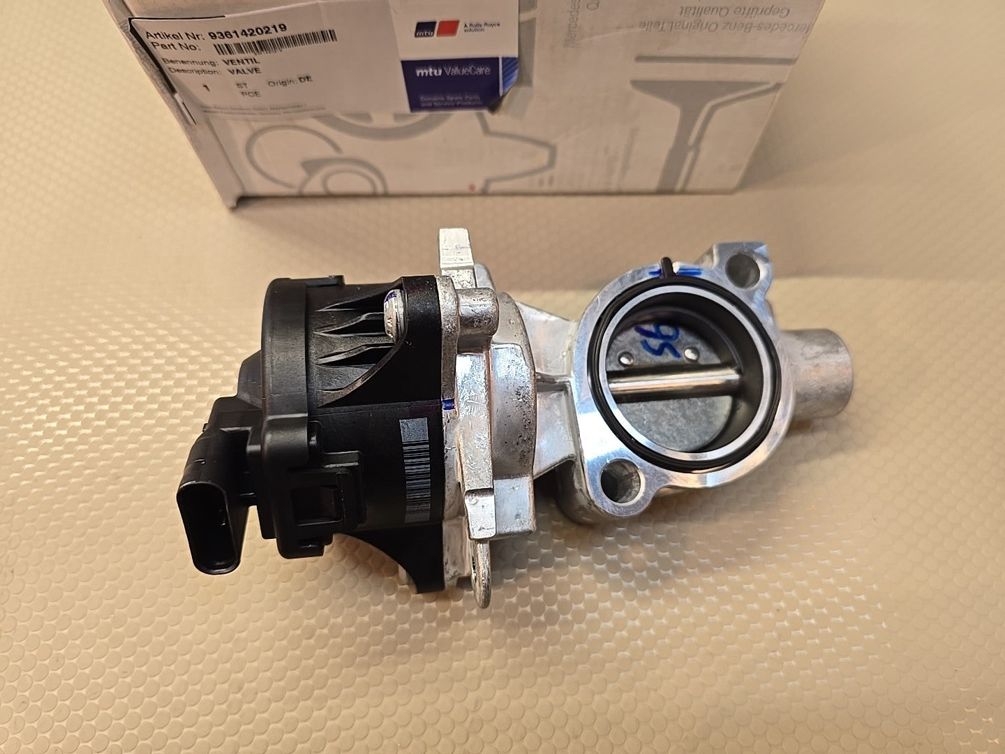 Genuine Mercedes OEM EGR Valve A9361420219 (530-10325)