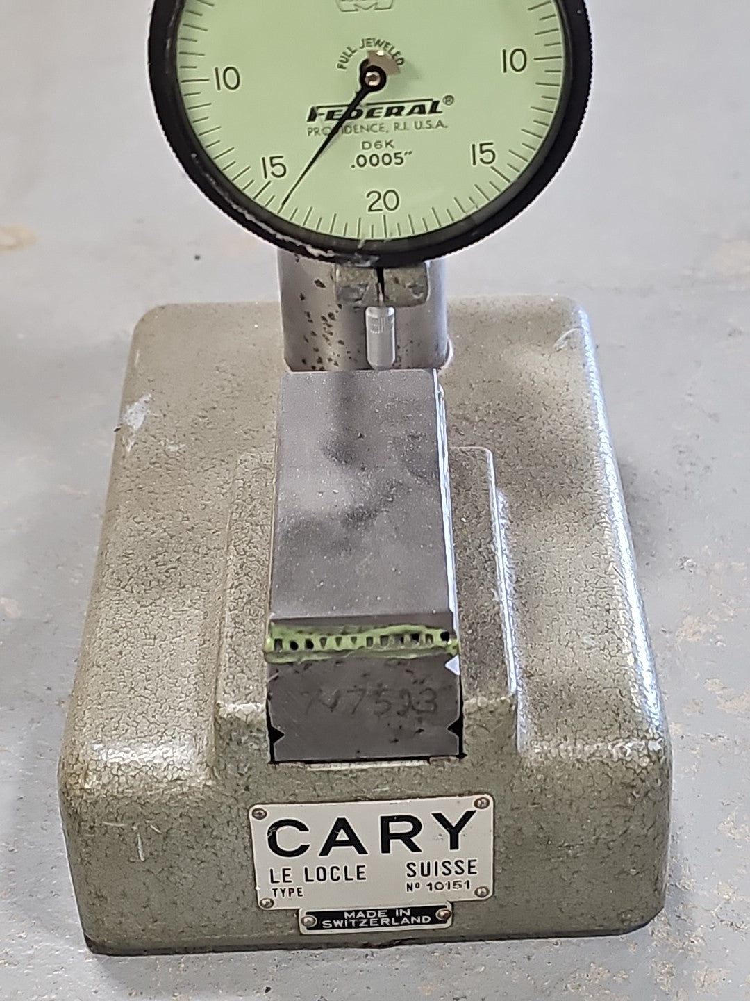 FEDERAL D6K DIAL MICROMETER 0.0005" ON CARY No 10151 STAND