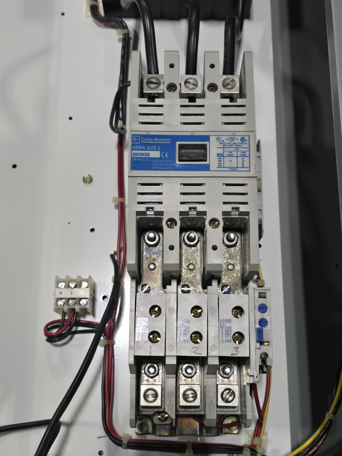 Cutler-Hammer AN16KN0 NEMA Size 3 Motor Starter 3-Phase 90A 600V w/ 100A Fuses