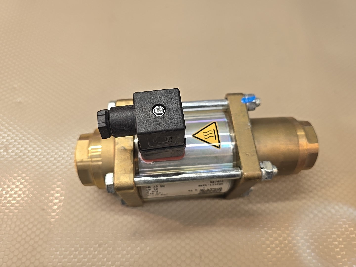 NEW COAX Type MK 15 Coaxial Valve 2/2 NC G 1" 24V DC 0-16 bar 557600