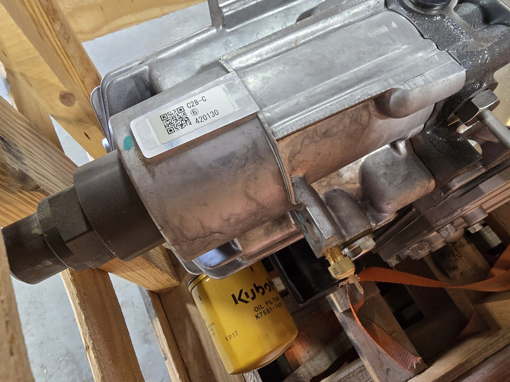 NEW! Kubota RTV X1100CW Transmission Diff Transaxle Complete K7731-10035  53205