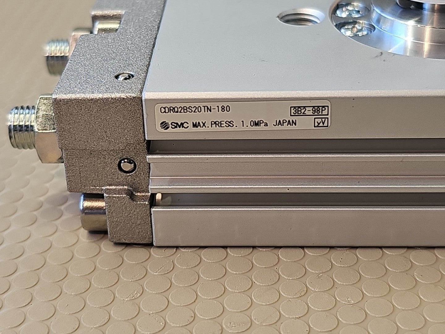 SMC CDRQ2BS20TN-180 ACTUATOR NEW