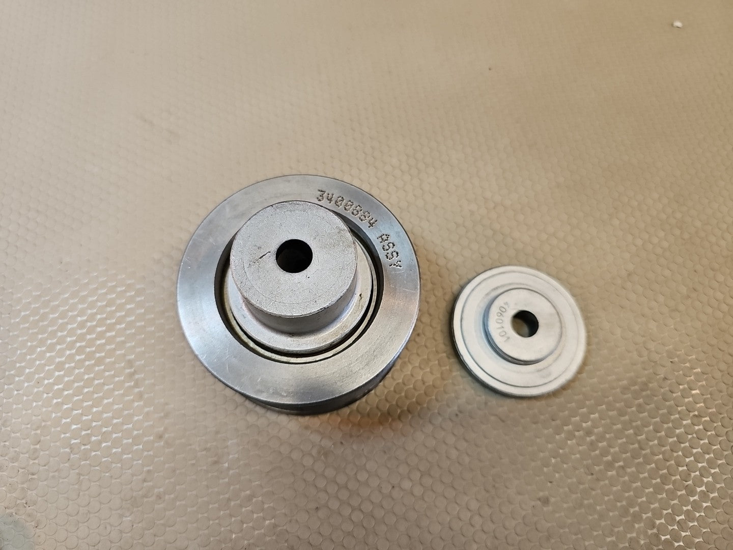OEM! ISM / M11 / 6B 5.9 / ISB / QSB Idler Pulley Cummins # 3400884 Ref.# 3400883