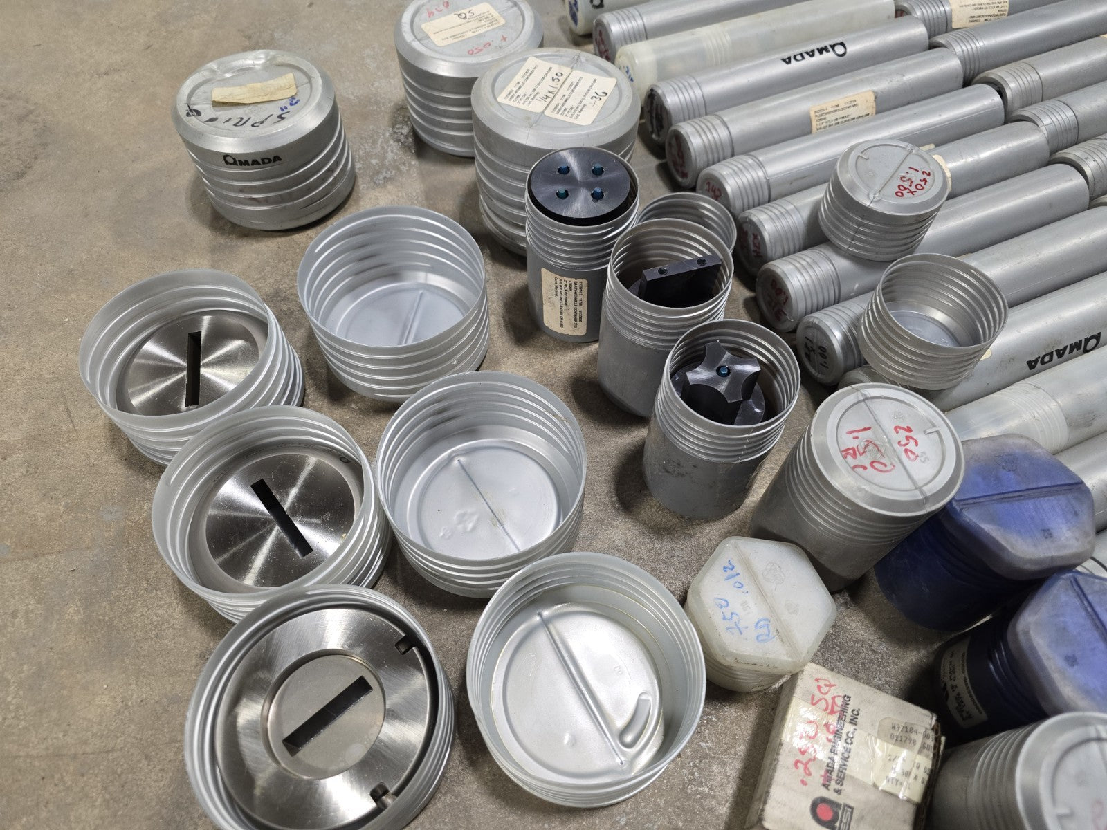 MASSIVE LOT AMADA Wilson Amada Turret Punch Tooling *179 Pc 9$ Per!*
