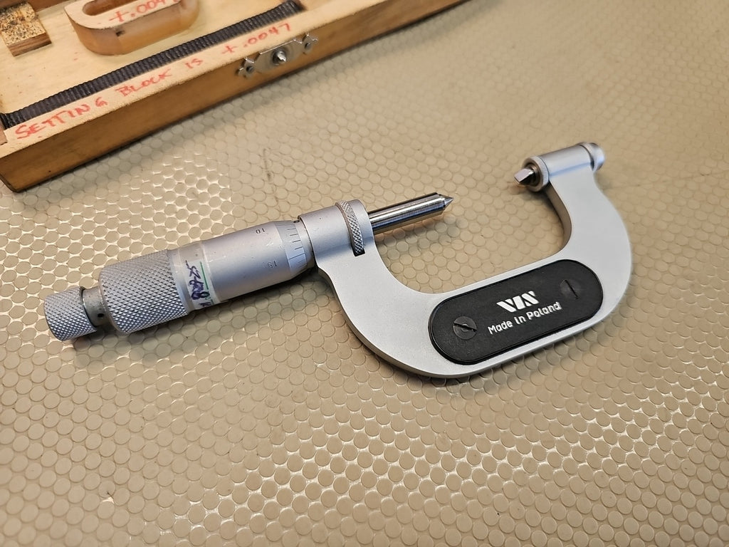 VIS 1-2" NO. 2-219-002 SCREW THREAD MICROMETER .001" 