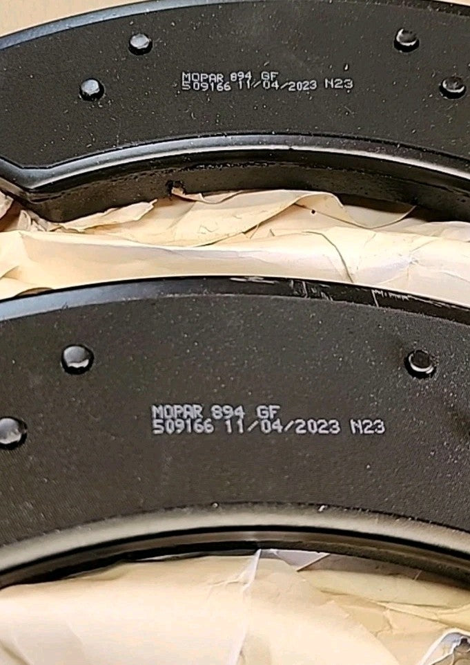 MOPAR Pad Kit-Front Disc Brake 2AMV1350AC 08-09 Chrysler Aspen/ Dodge Durango