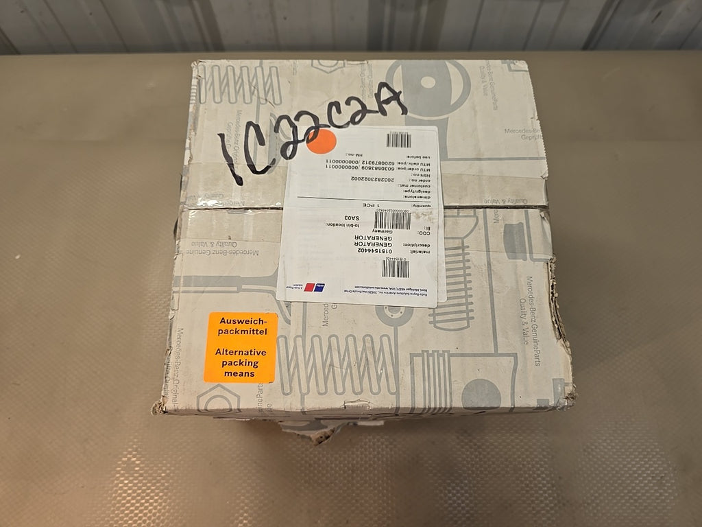 OEM Mercedes‑Benz 0151544402 Alternator 24V 100A Genuine New