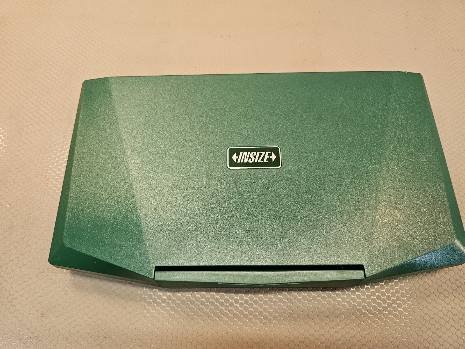 INSIZE 2222-E06 Internal Dial Caliper Gage 0.2-0.6" Graduation 0.0005" *MINTY*