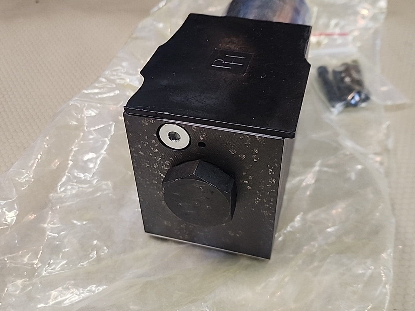 NEW PARKER DENISON A4D0231510201C1G0Q HYDRAULICS SOLENOID VALVE 