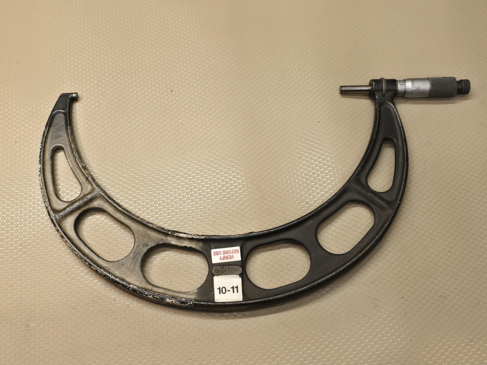 Starrett 436 Outside Micrometer, 10 11" Range LARGE