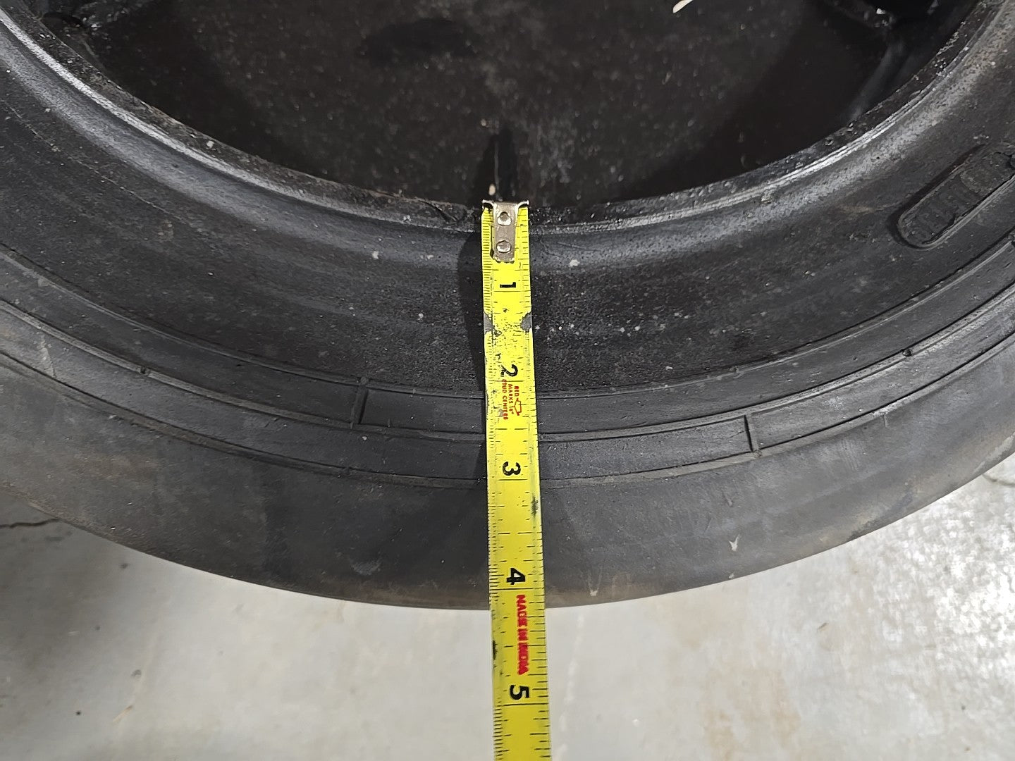 Groomer Solid Tire Wheel Assembly 602016935 5-Lug  Steel Rim Snow *NEW*