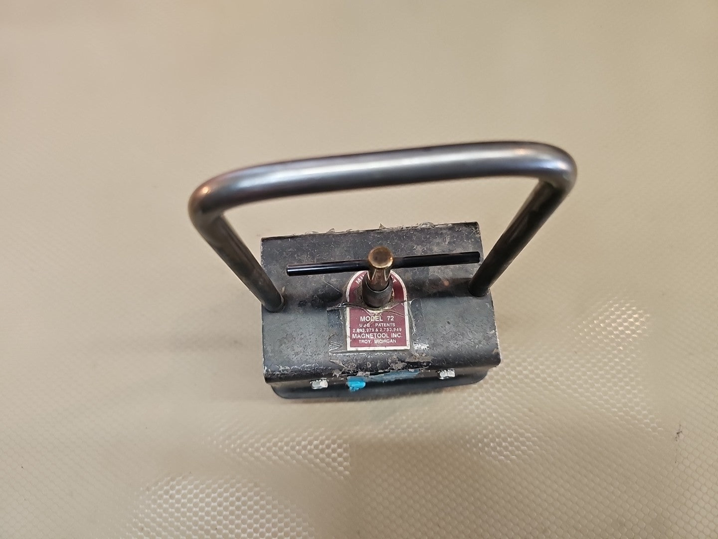 MULTI-LIFT HAND HELD PICKUP MAGNET MODEL 72 *SUPER COOL*