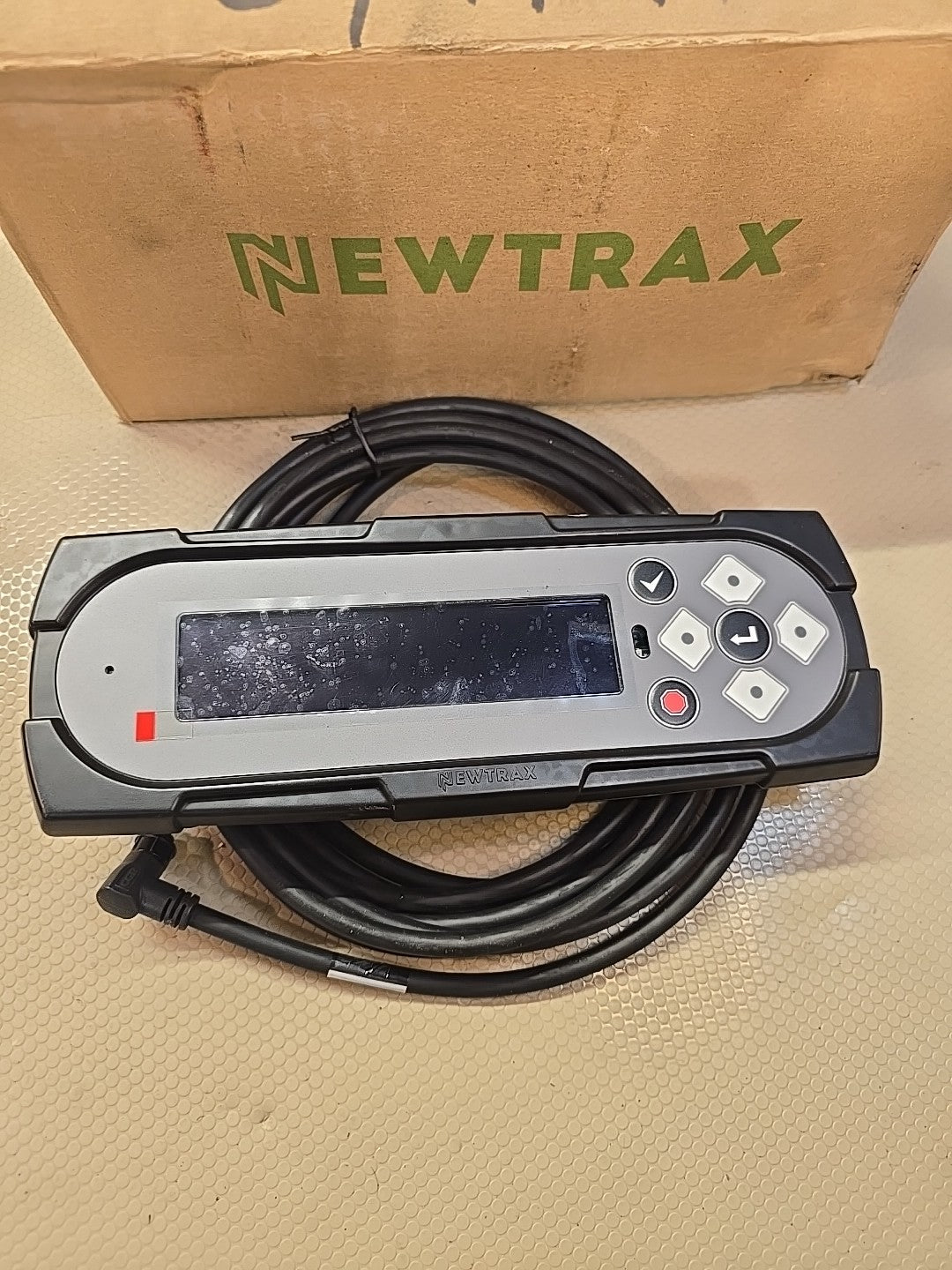 NewTrax NTX-UI-300, 20-00010-00-A01, RFID Controller Pad --SkyBay nnnn mm nn