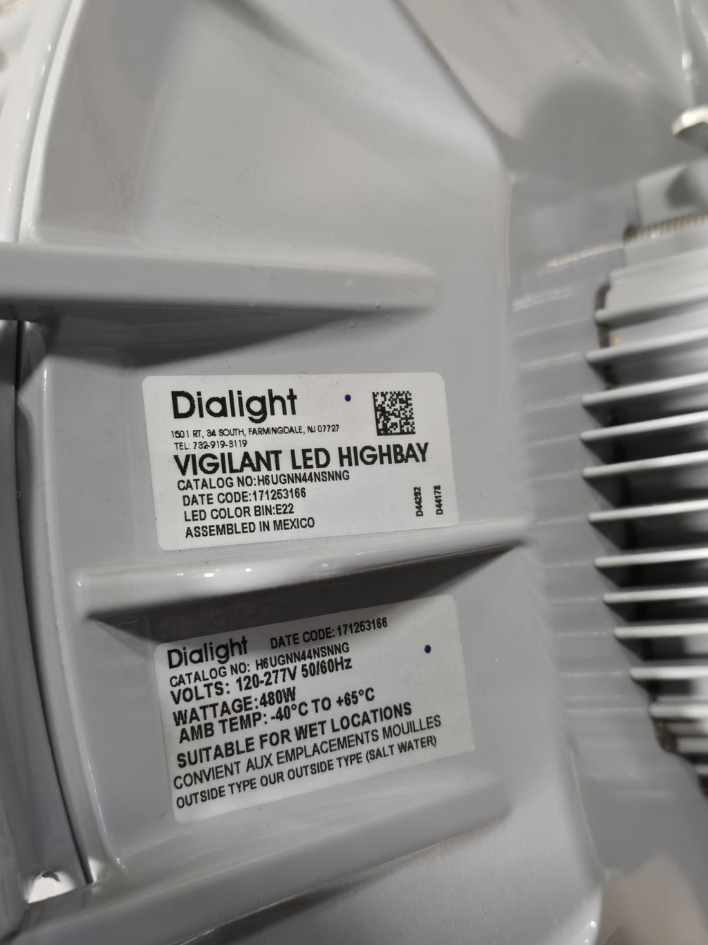 Dialight Vigilant LED High Bay High Output Light 480 Watts 120-277 VAC 55k Lumen