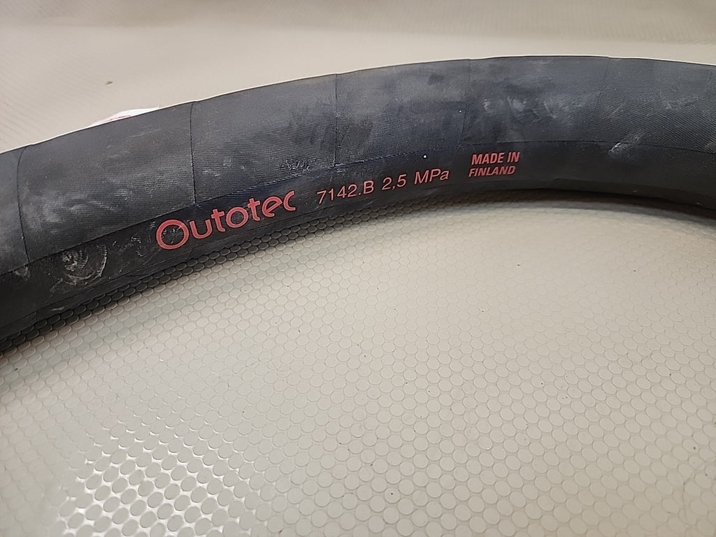 OUTOTEC 7142.B 2,5MPA FINLAND L-1800 RUBBER AIR HOSE WITH FITTINGS