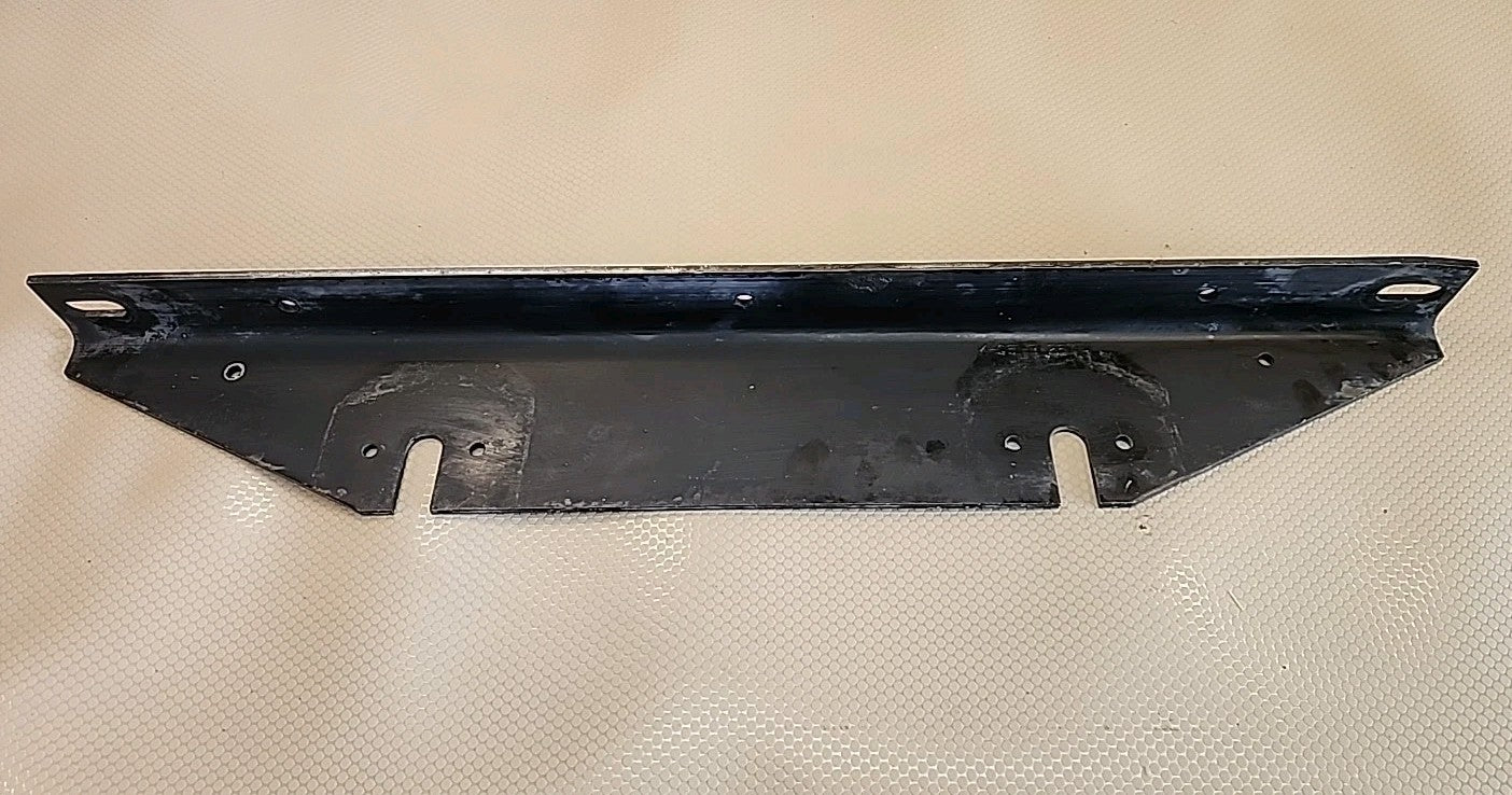 Kenworth OEM W900A Rear Frame Aluminum Light Bracket K051-B-267 T800 W900 K100  