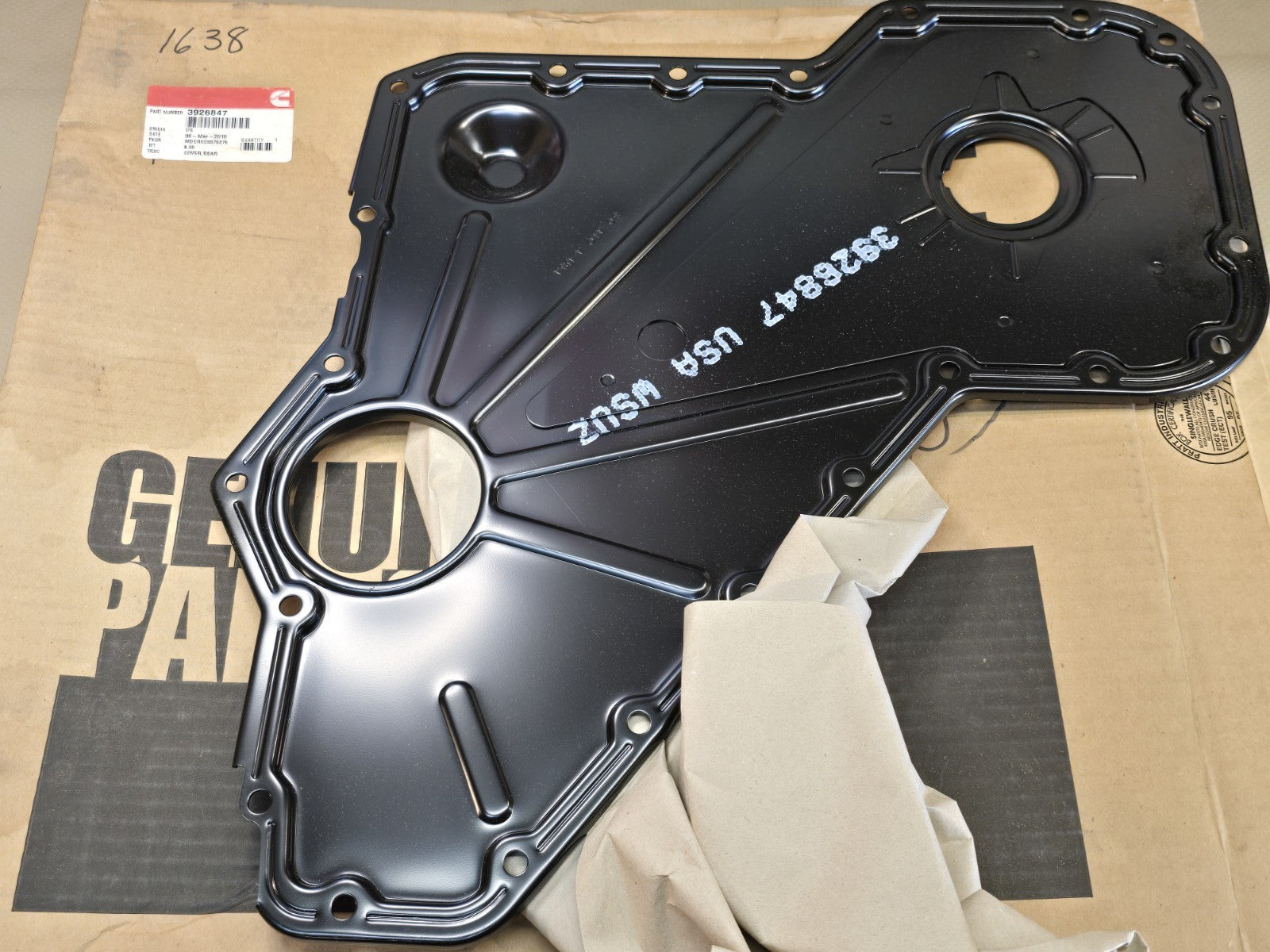 NEW OEM 3926847 CUMMINS 8.3L GEAR COVER - NEW - OEM