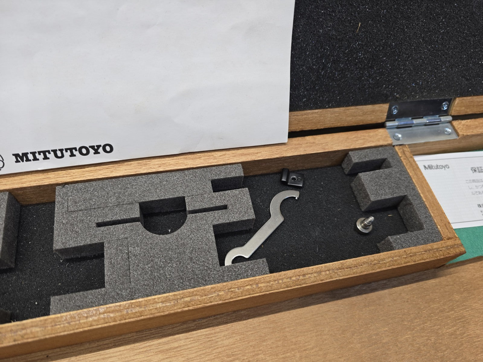 Mitutoyo 511-324 Dial Bore Gage 16'' - 24" .0001'' LARGE Wood Box *100% MINT!*