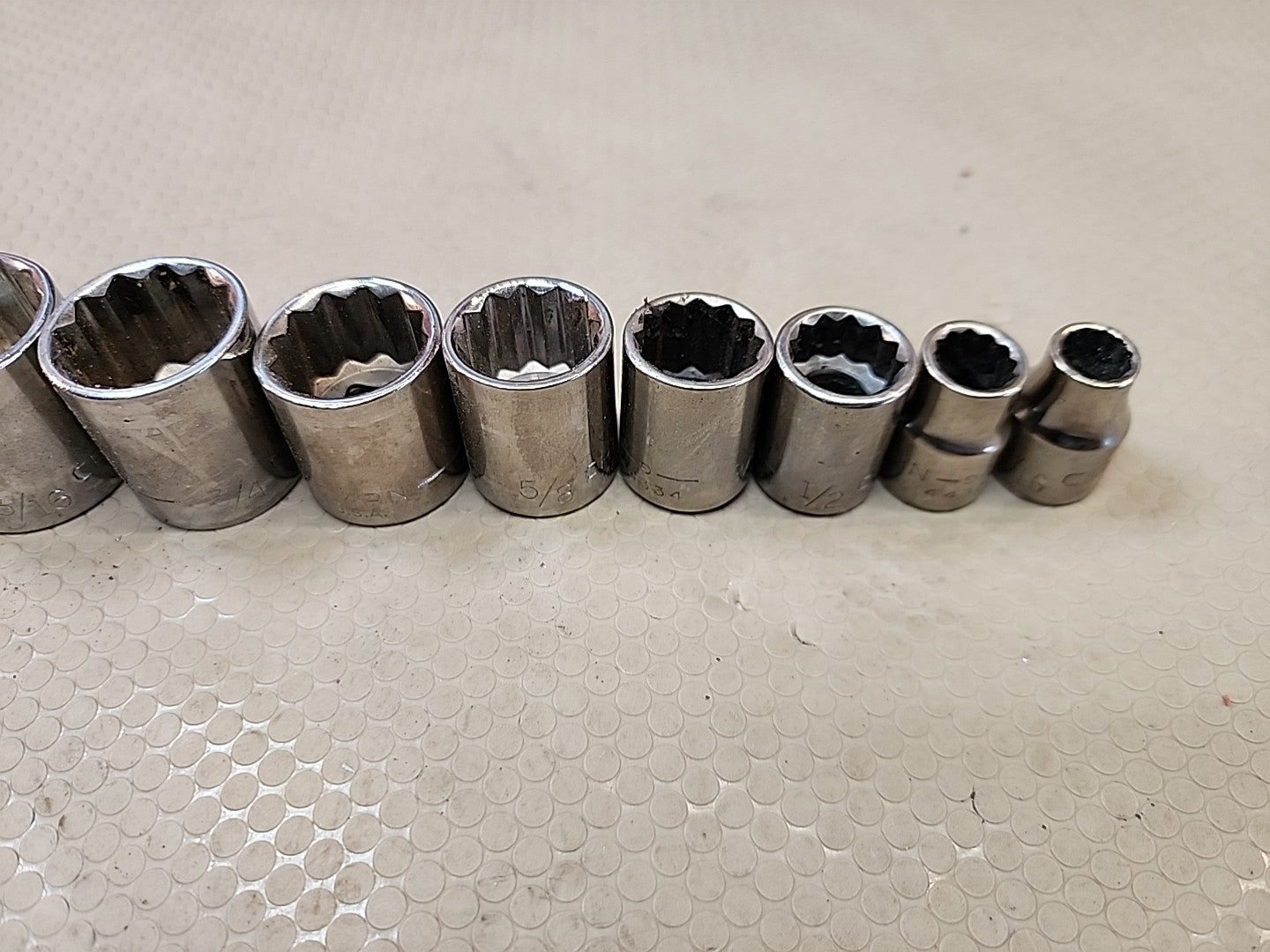 Craftsman 9 Piece SAE 3/8” Drive 12 Point Socket Set USA Made