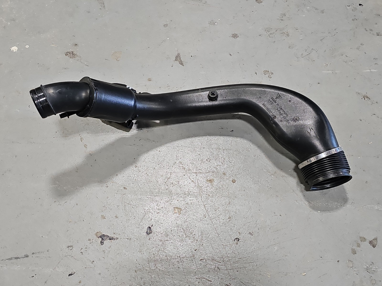 Porsche OEM 911 99111002372 Air Pipe Inlet Manifold For Air Supply