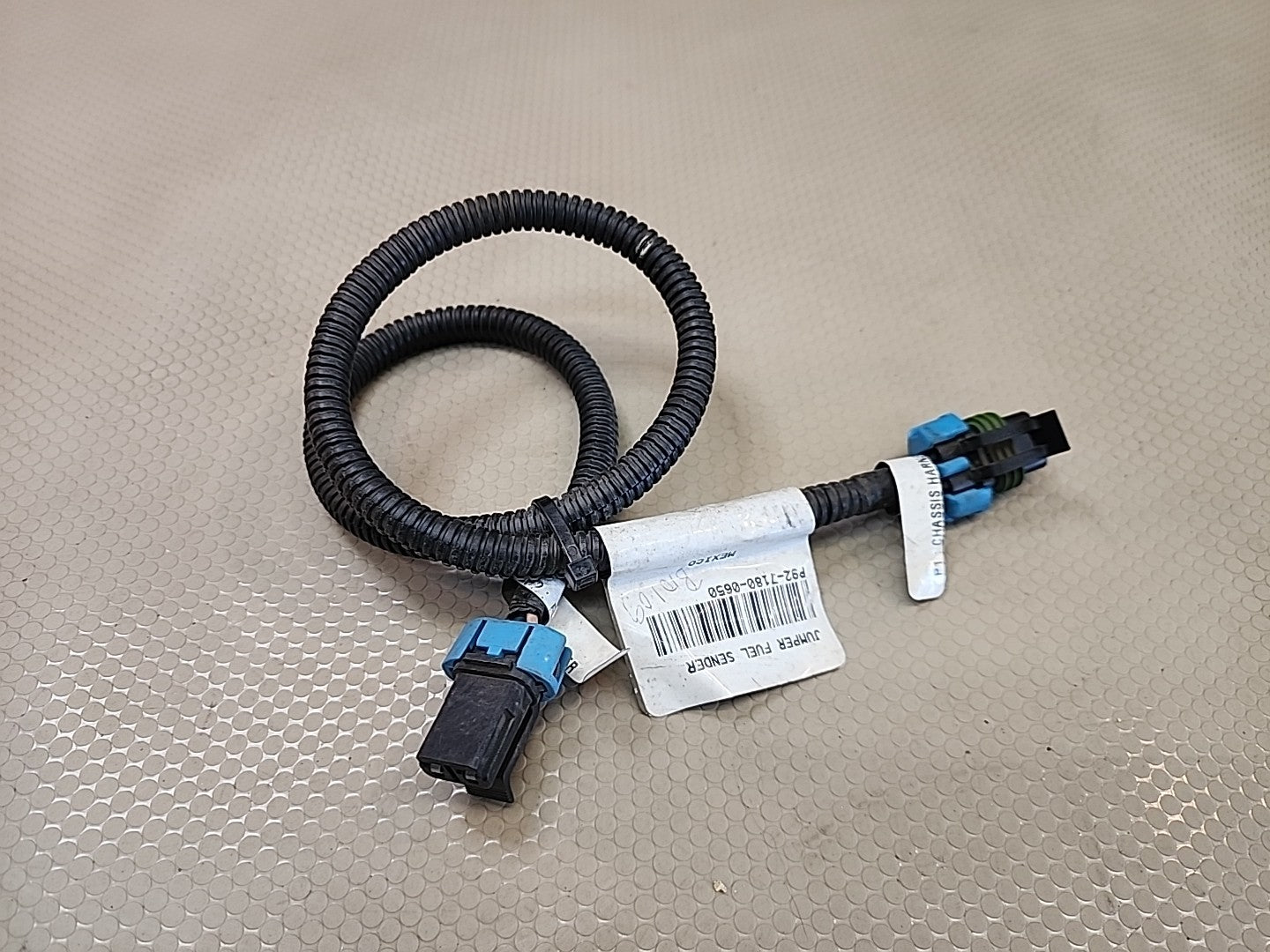 NEW GENUINE PACCAR P92-7180-0650 JUMPER FUEL SENDER HARNESS