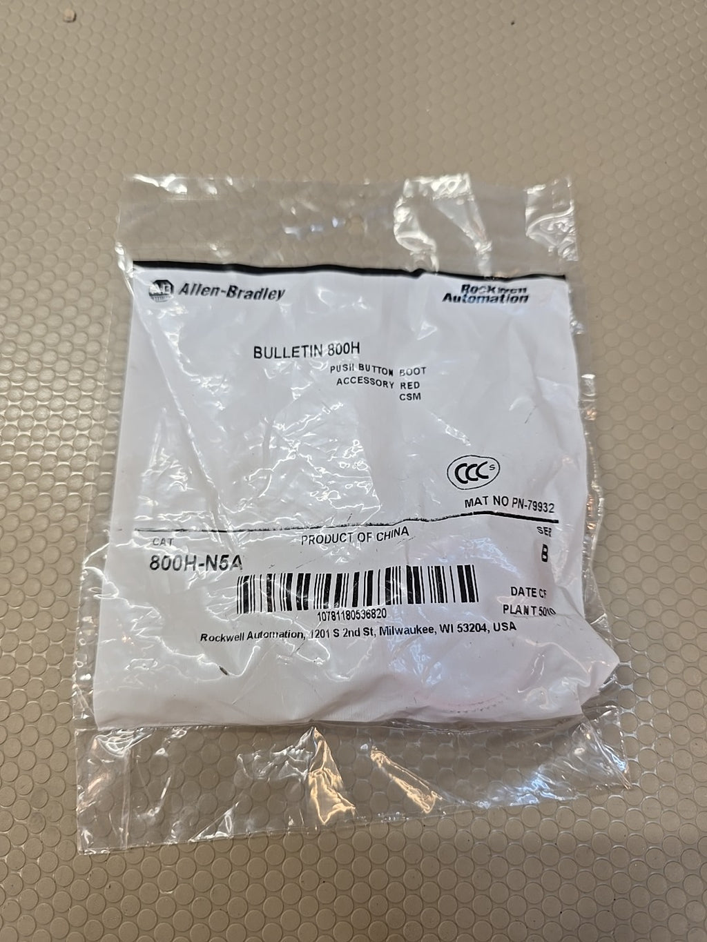 New Allen-Bradley 800H-N5A * Push Button Boot, Red