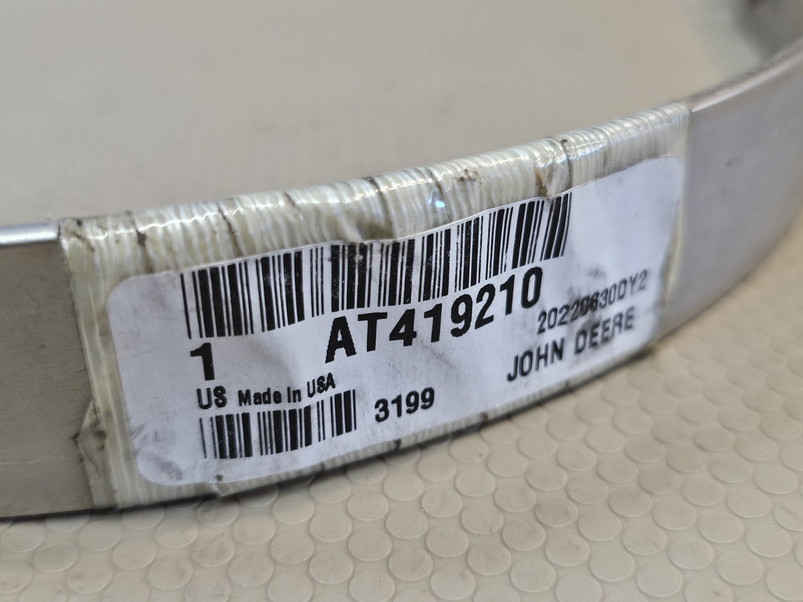 John Deere Genuine OEM Strap AT419210
