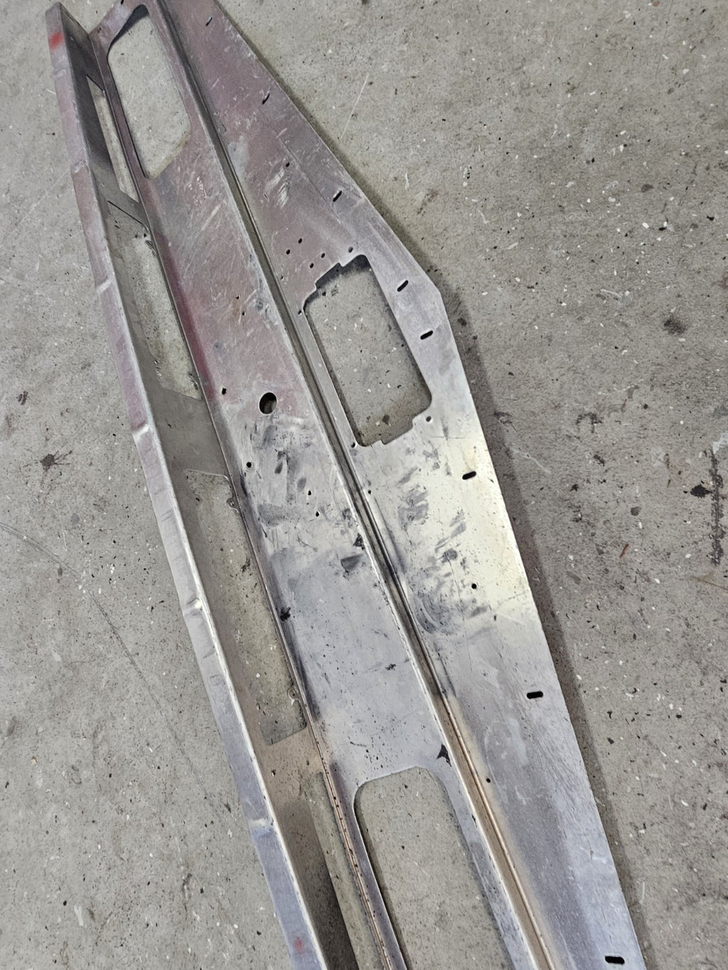Kenworth W900 Upper Interior Cab Bracket PN: K105-229 Oem Paccar 