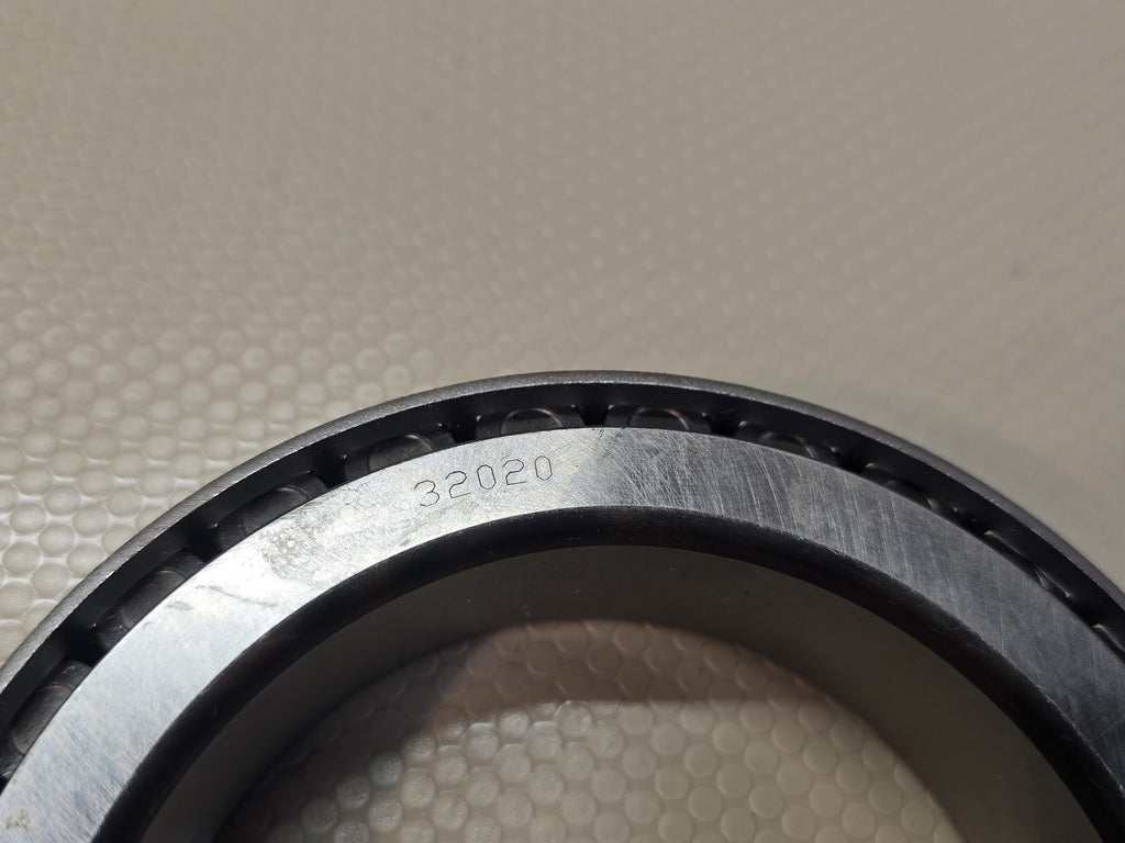 LYC 32020 Tapered Roller Bearing Cone & Cup Set 100x150x32mm New