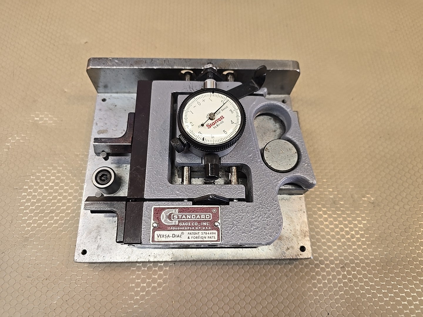 Standard Gage Versa-Dial with Starrett no. 81-111 Dial Indicator 