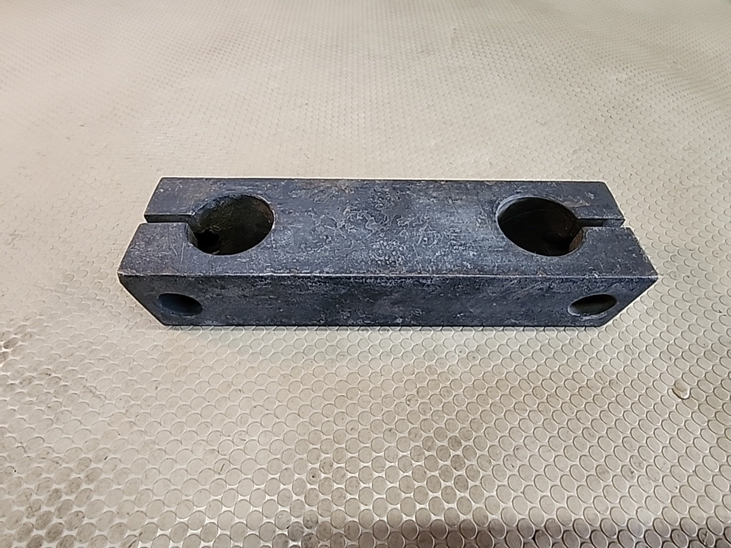 KENWORTH LEAF SPRING SHACKLE SIDE BAR OEM PETERBILT/KENWORTH K209/75 K260-S-92