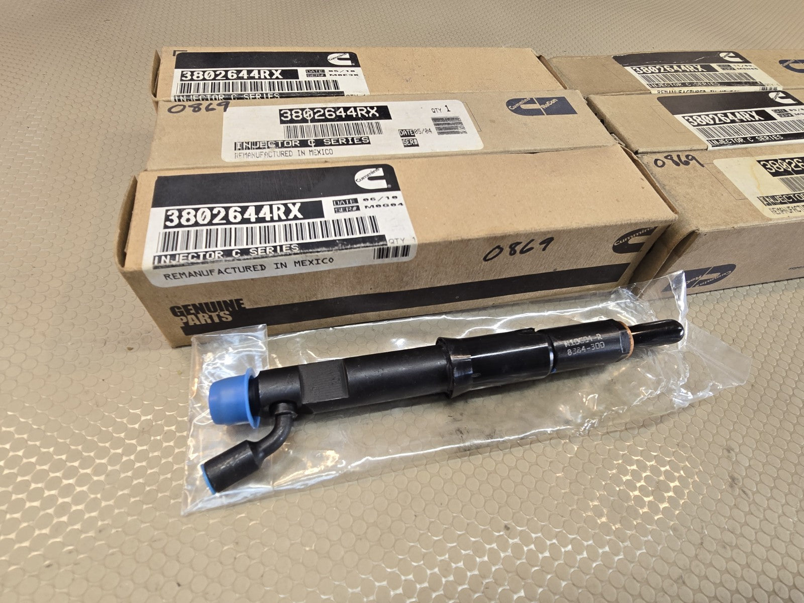 6x Genuine CUMMINS #3802644rx C SERIES INJECTOR SET NEVER INSTALLED. l