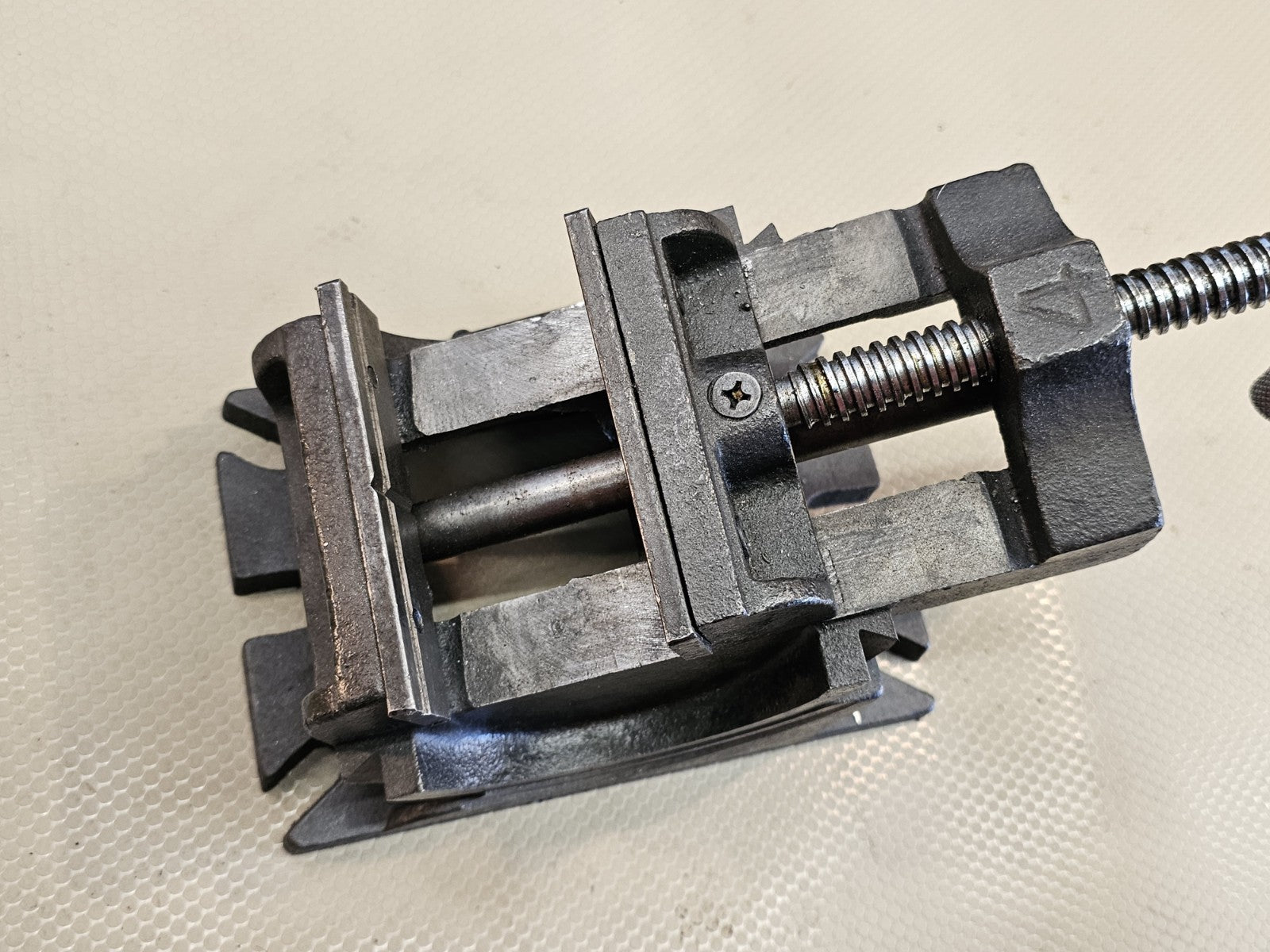 Vintage Strong Base Multifunctional Swivel Base Bench Vise 0-90 4 Inch