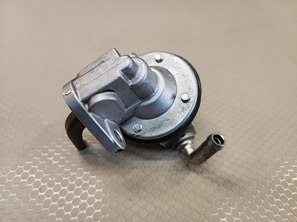 OEM Fuel Pump 16604-52032 For Kubota D1101 Z482 V2203 V2003 V1903 V2403 V1502