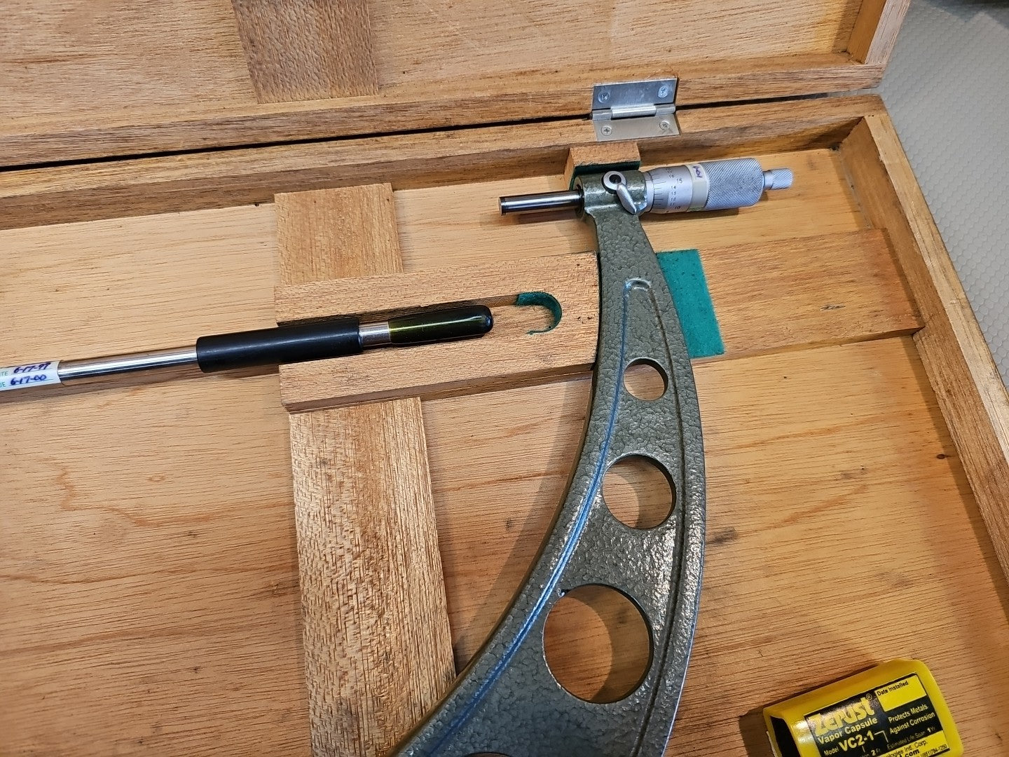 Mitutoyo 103-193 103 Series 16 to 17" SAE Mechanical Outside Micrometer *MINTY!*